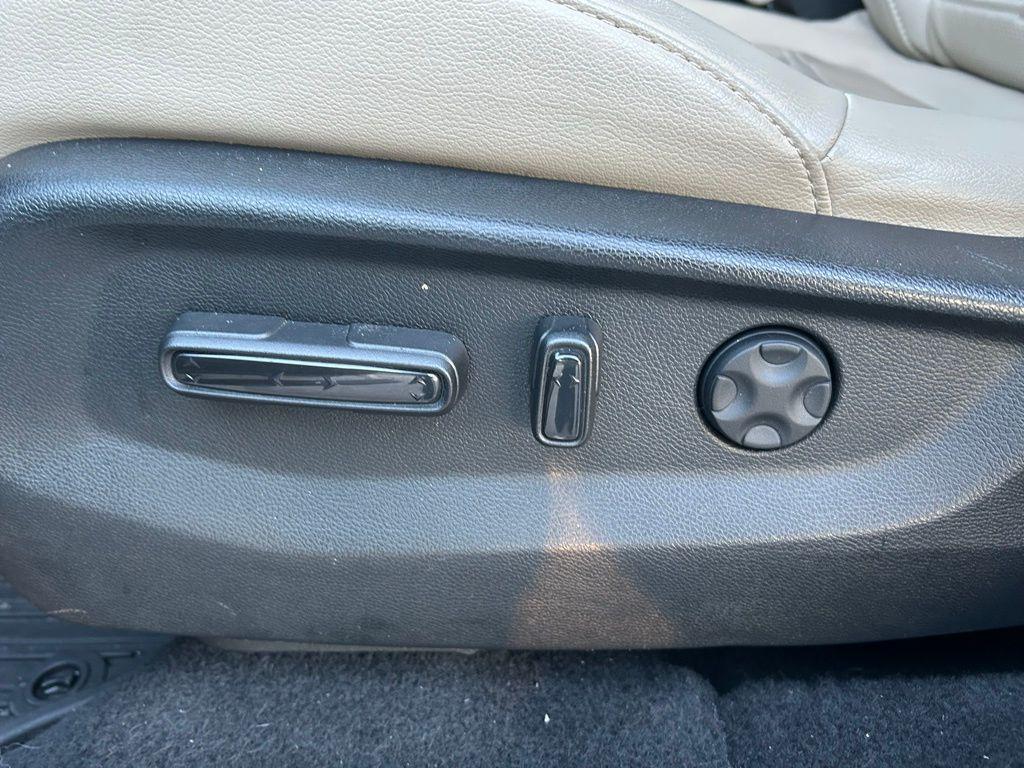 used 2022 Honda CR-V car, priced at $24,437