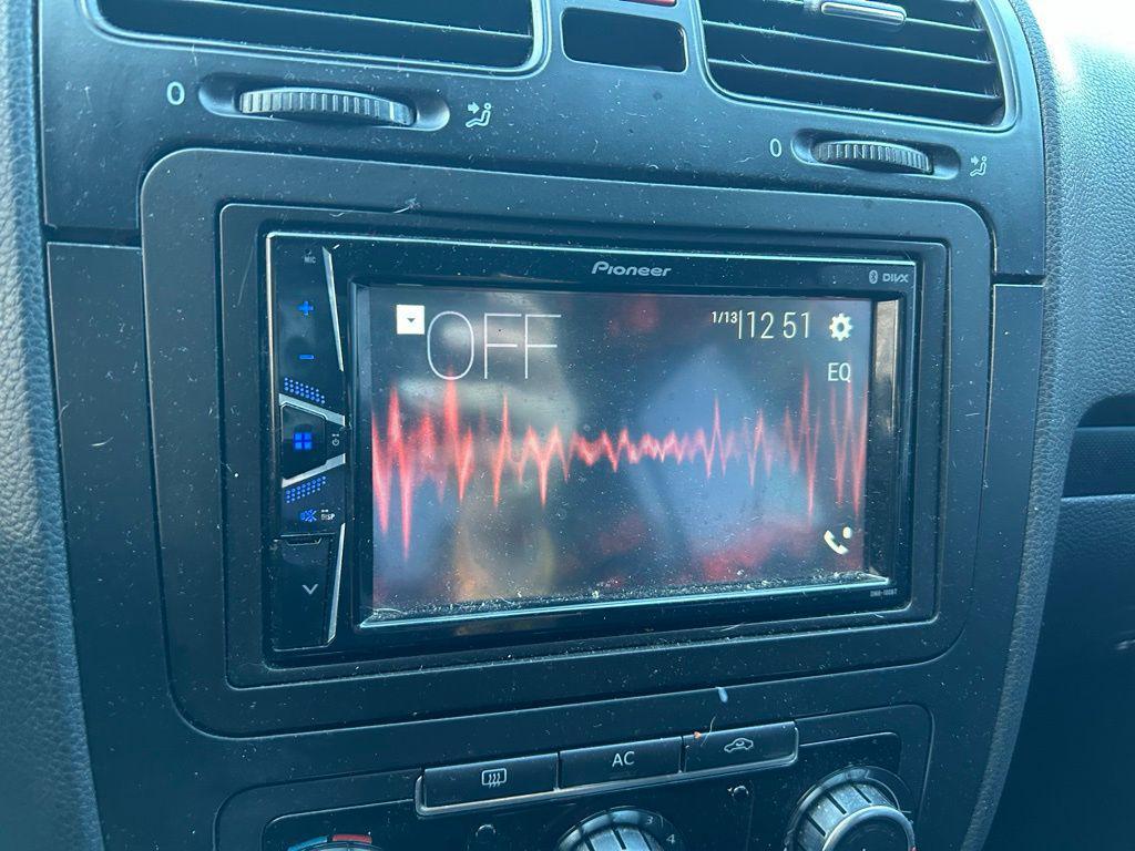 used 2010 Volkswagen Jetta car