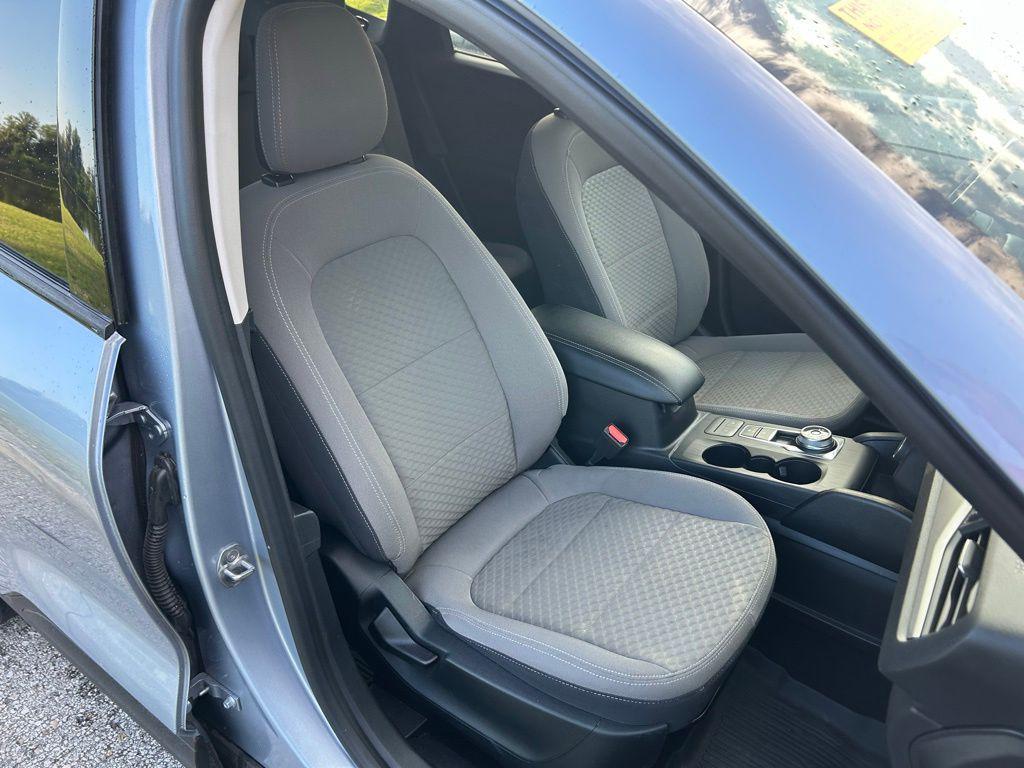 used 2022 Ford Escape car, priced at $16,107
