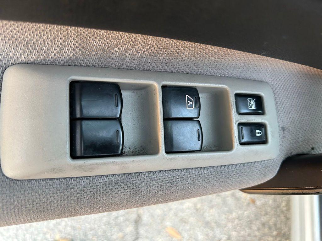 used 2009 Nissan Rogue car