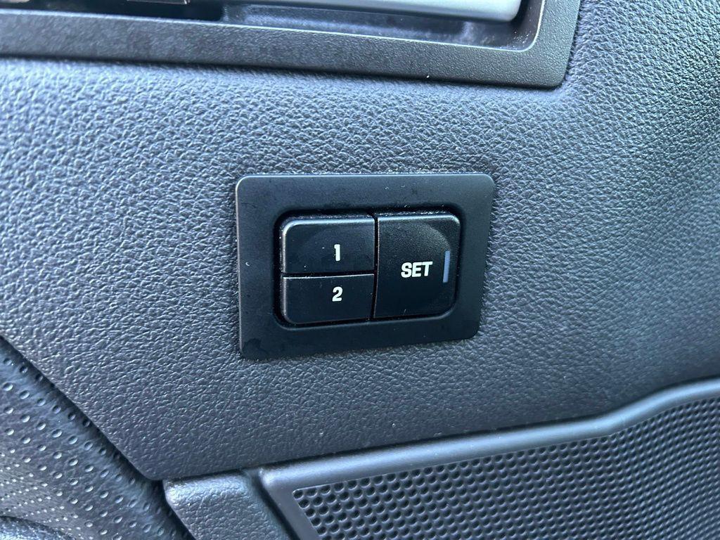 used 2005 Mercury Montego car