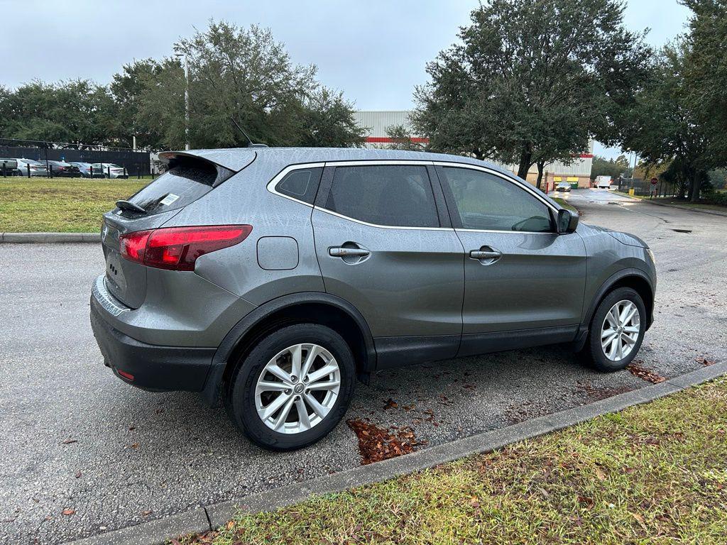 used 2018 Nissan Rogue Sport car