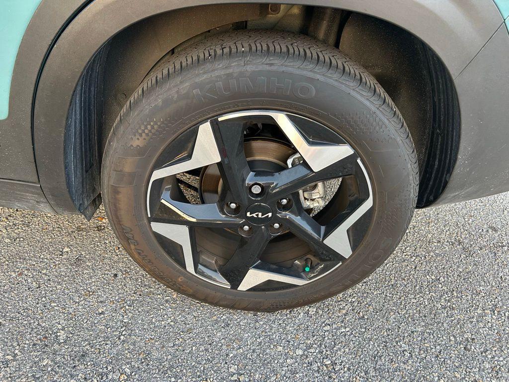 used 2025 Kia Seltos car, priced at $20,947