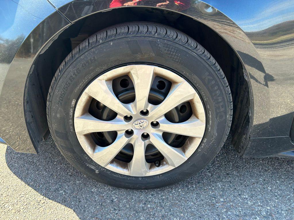 used 2021 Toyota Corolla car, priced at $15,437