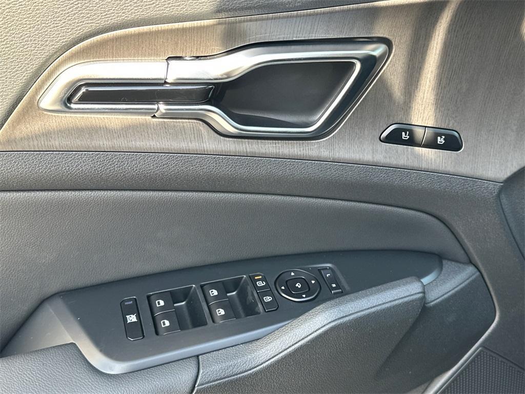 new 2026 Kia Sportage Plug-In Hybrid car, priced at $46,264