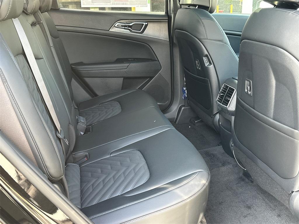 new 2026 Kia Sportage Plug-In Hybrid car, priced at $46,264