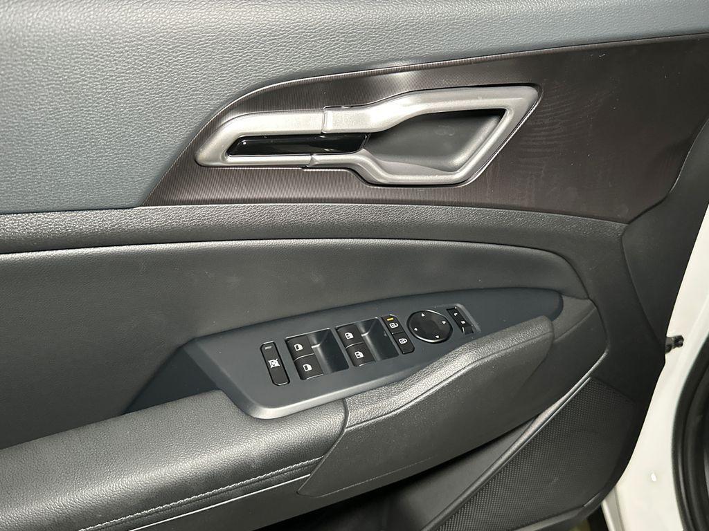 new 2026 Kia Sportage Hybrid car, priced at $34,802