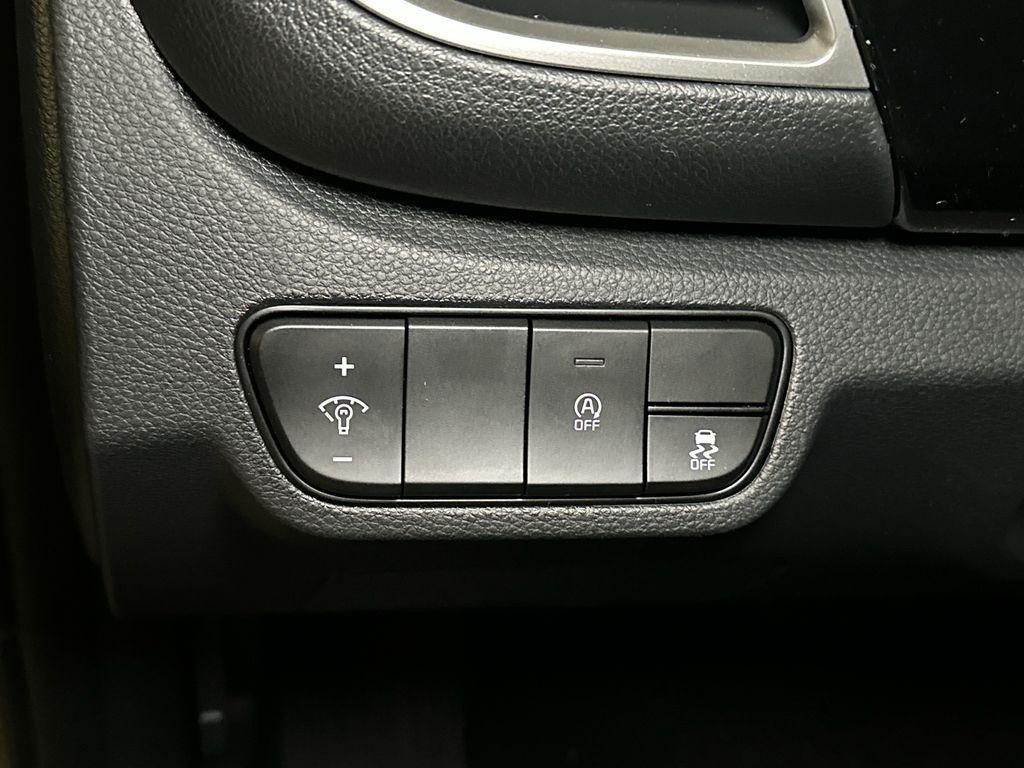 new 2026 Kia Seltos car, priced at $27,037