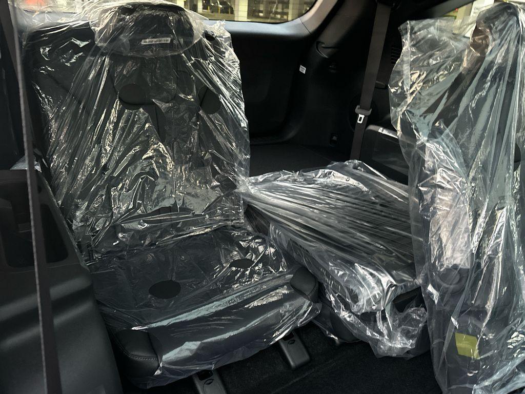 new 2026 Kia Sorento Plug-In Hybrid car, priced at $52,302