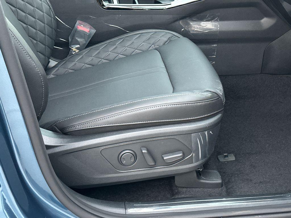 new 2026 Kia Sorento Plug-In Hybrid car, priced at $52,302