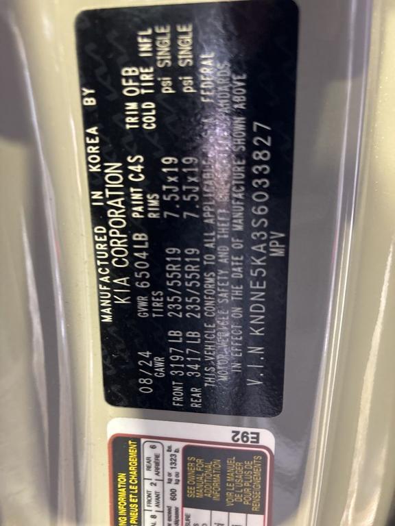 used 2025 Kia Carnival Hybrid car, priced at $44,250