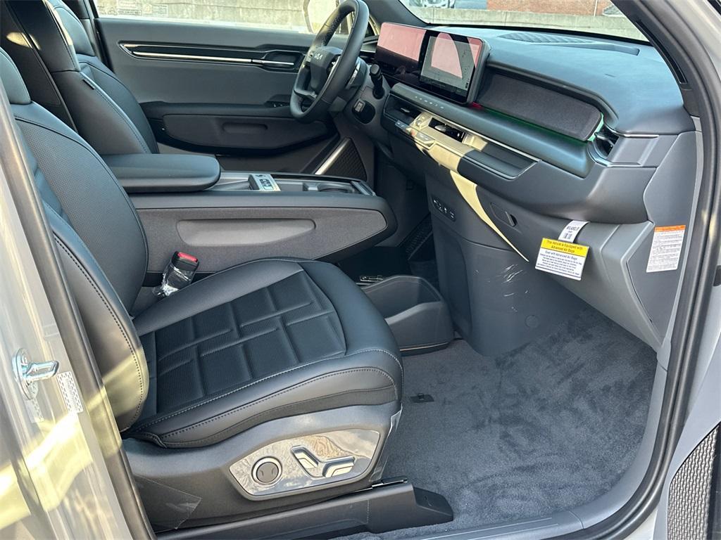new 2026 Kia EV9 car, priced at $57,943