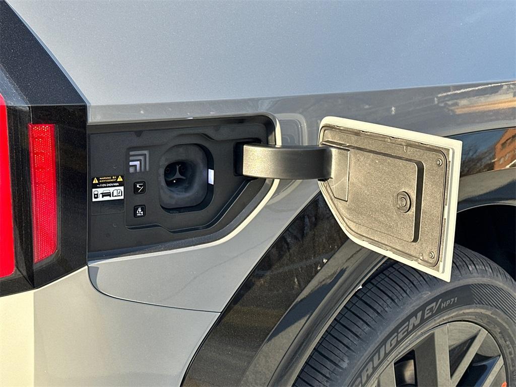 new 2026 Kia EV9 car, priced at $57,943