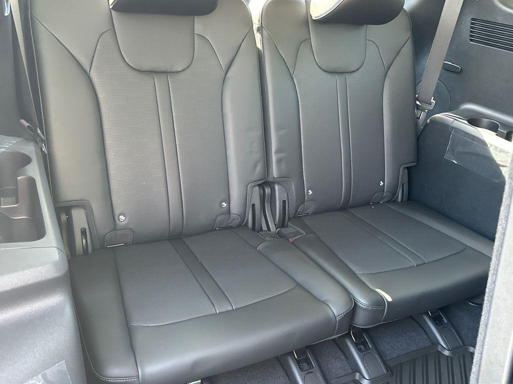 new 2026 Kia Sorento car, priced at $35,574
