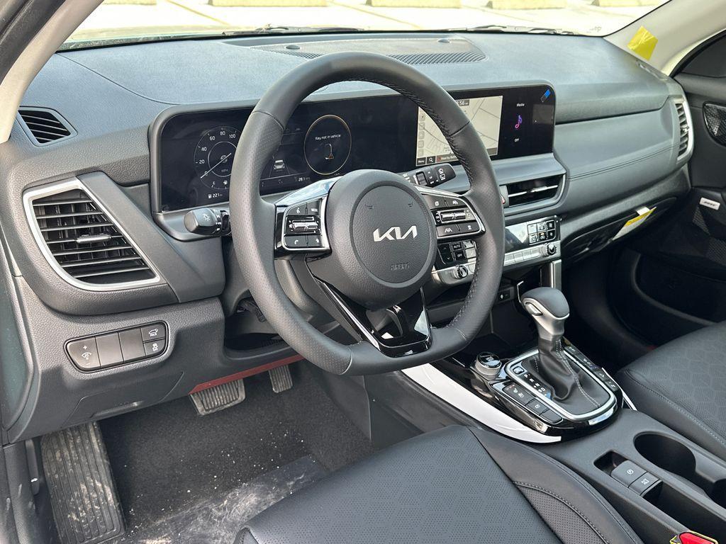 new 2026 Kia Seltos car, priced at $30,559