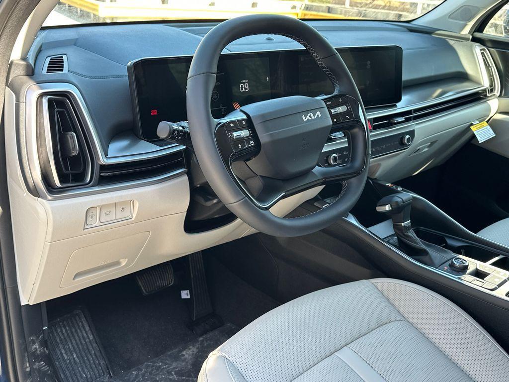 new 2026 Kia Sorento car, priced at $38,077