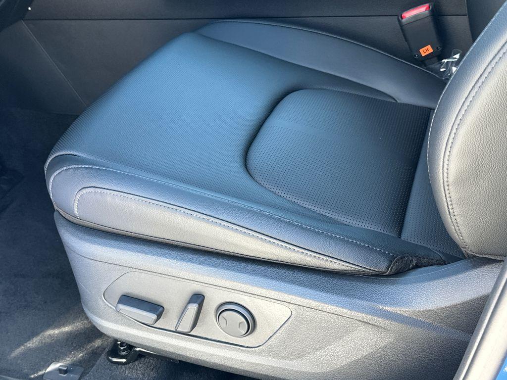 new 2026 Kia Sportage car, priced at $30,672