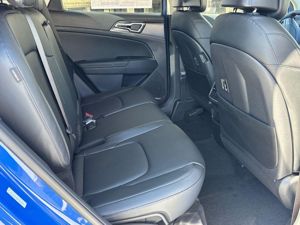 new 2026 Kia Sportage car, priced at $30,672