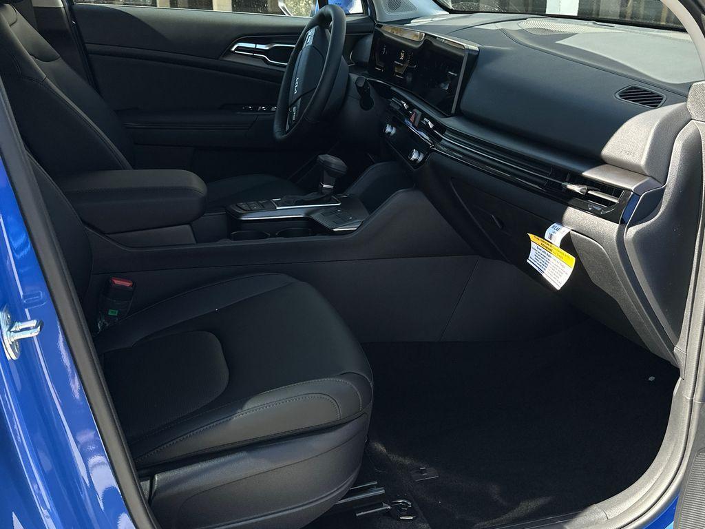 new 2026 Kia Sportage car, priced at $30,672