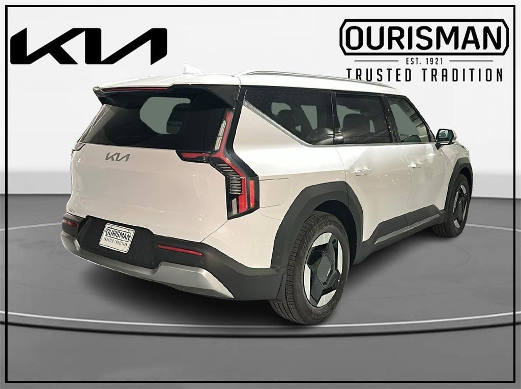 new 2026 Kia EV9 car, priced at $52,916