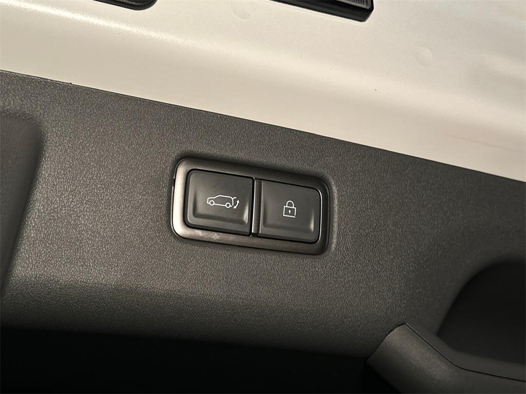 new 2026 Kia EV9 car, priced at $52,916