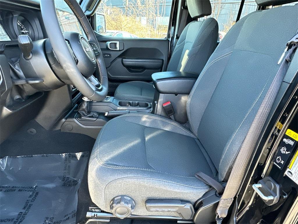 used 2024 Jeep Wrangler 4xe car, priced at $31,000