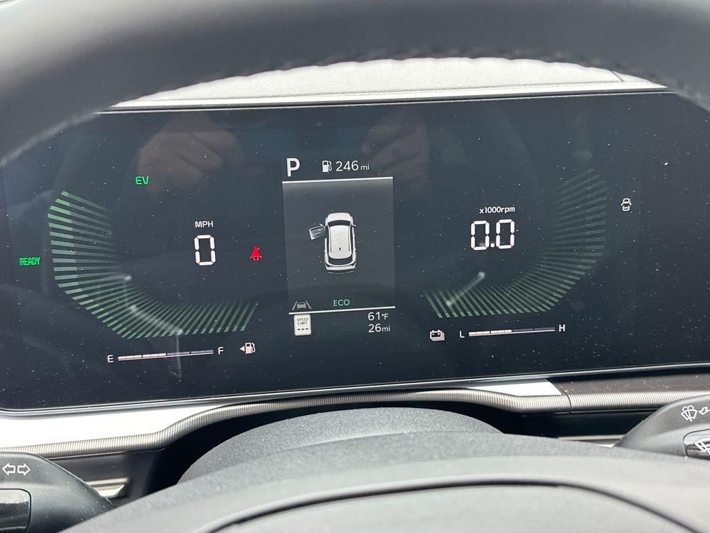 new 2026 Kia Sportage Hybrid car, priced at $34,324