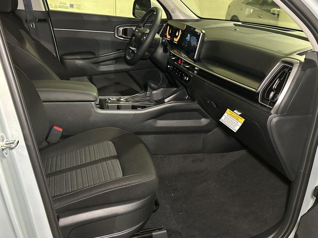 new 2026 Kia Sorento car, priced at $30,642