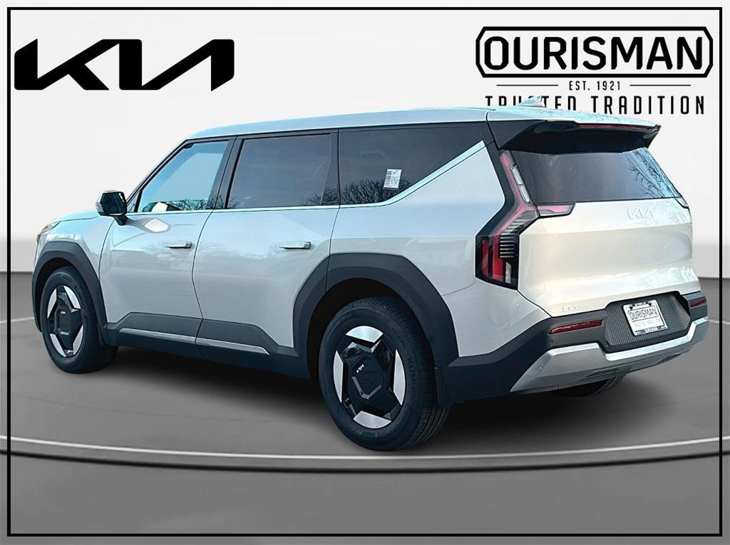 new 2026 Kia EV9 car, priced at $48,735