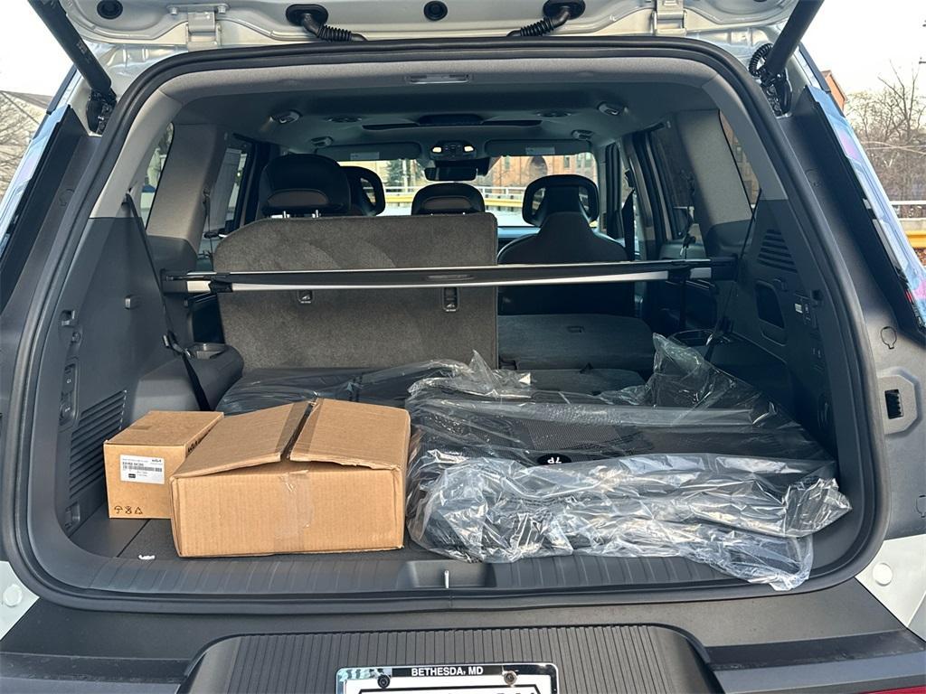 new 2026 Kia EV9 car, priced at $48,735