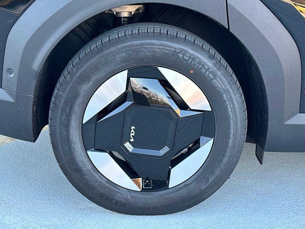 new 2026 Kia EV9 car, priced at $53,127
