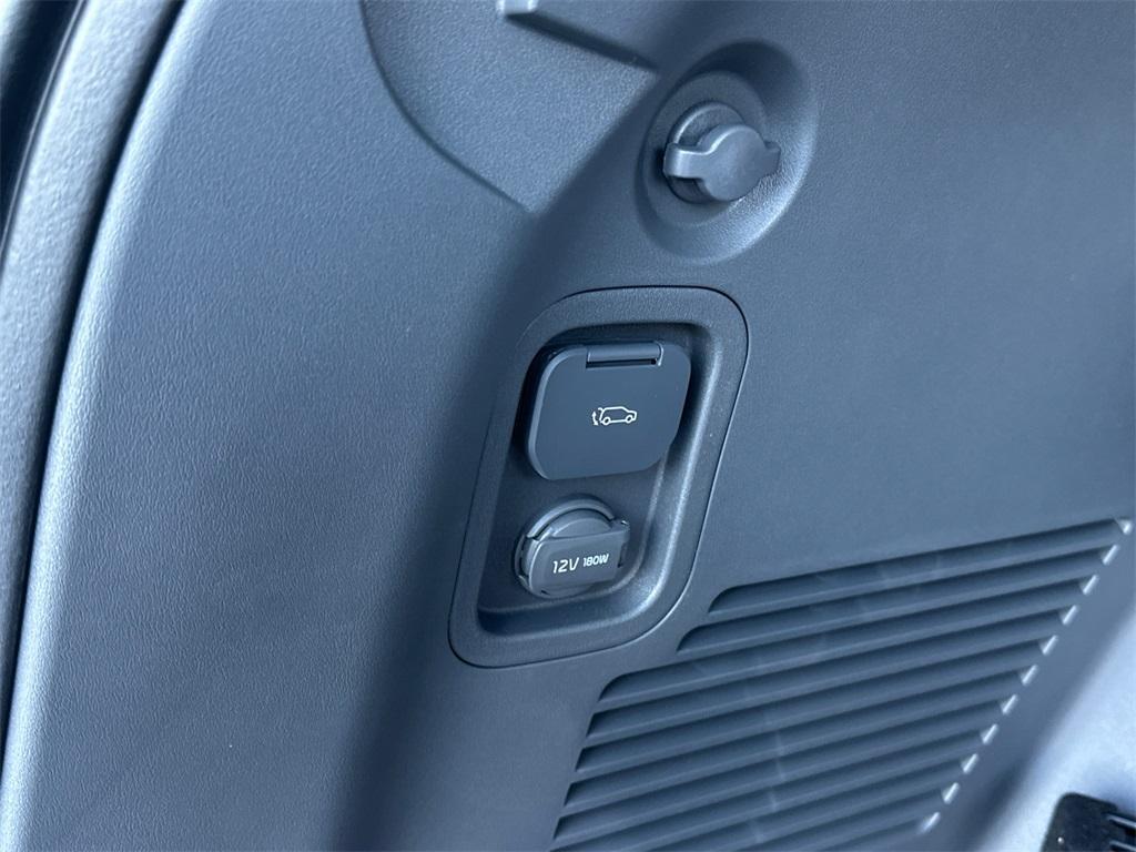 new 2026 Kia EV9 car, priced at $52,627