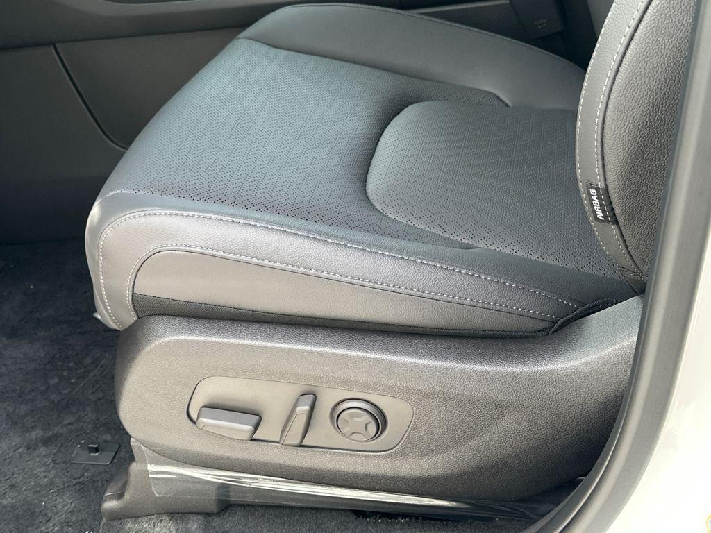 new 2026 Kia Carnival car, priced at $50,563