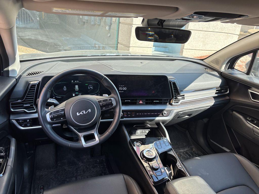 used 2024 Kia Sportage Hybrid car, priced at $30,000