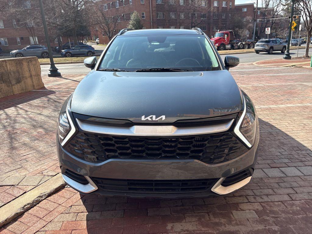used 2024 Kia Sportage Hybrid car, priced at $30,000