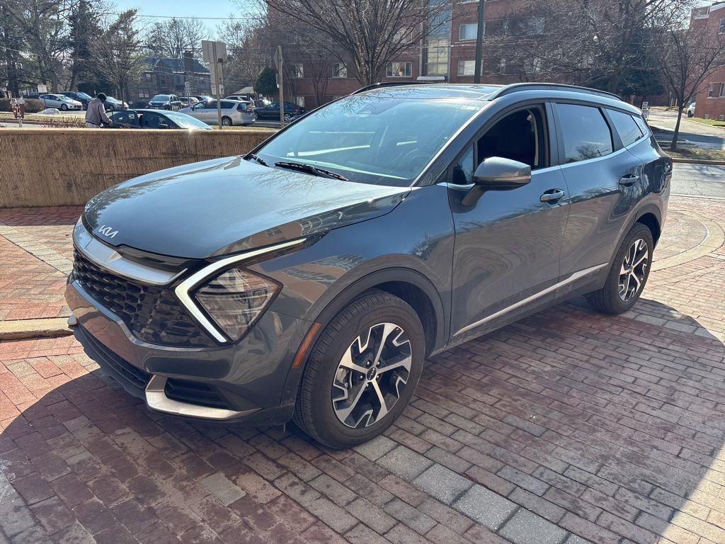 used 2024 Kia Sportage Hybrid car, priced at $30,000