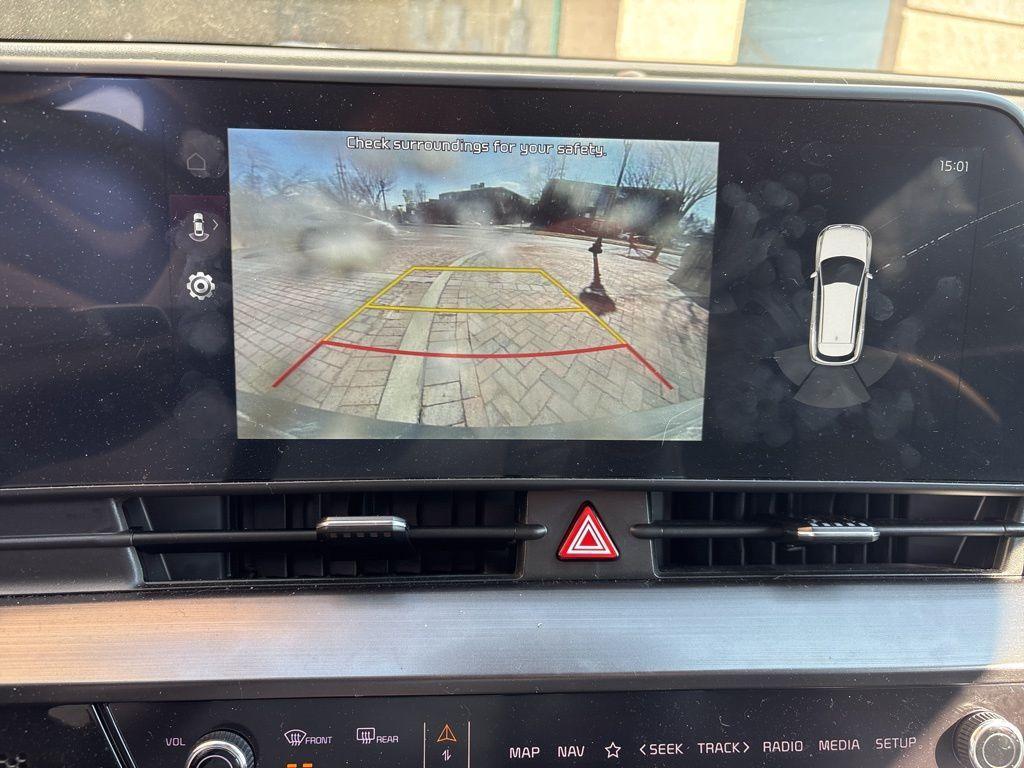 used 2024 Kia Sportage Hybrid car, priced at $30,000