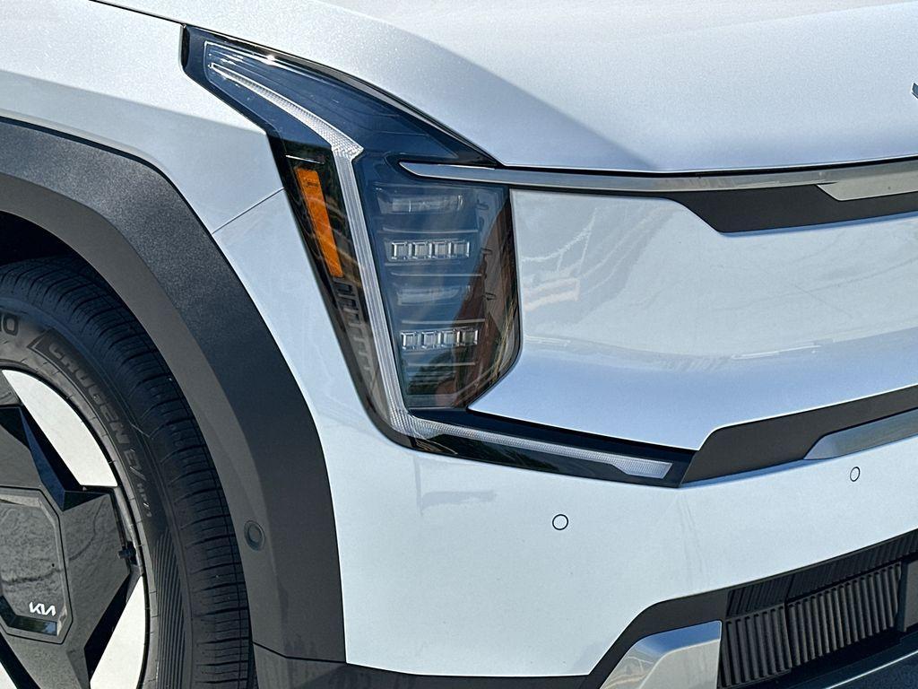 new 2026 Kia EV9 car, priced at $53,941
