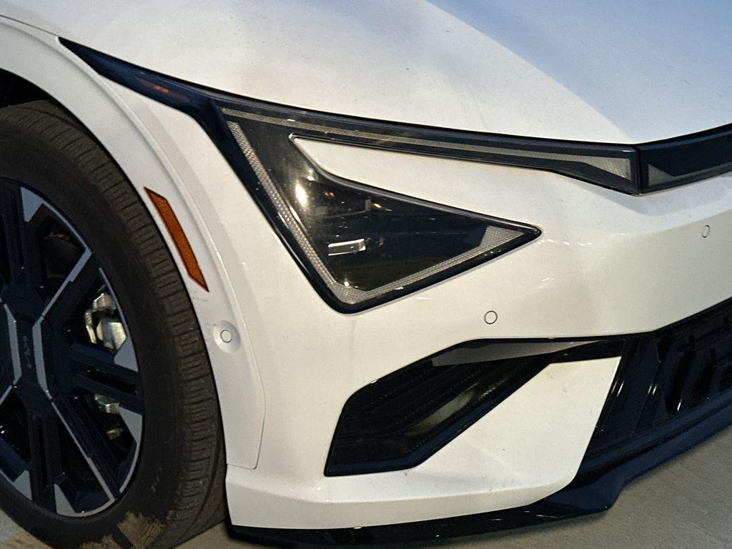 new 2025 Kia EV6 car, priced at $57,414