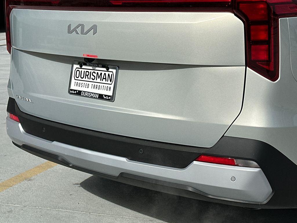 new 2026 Kia Carnival car, priced at $39,683