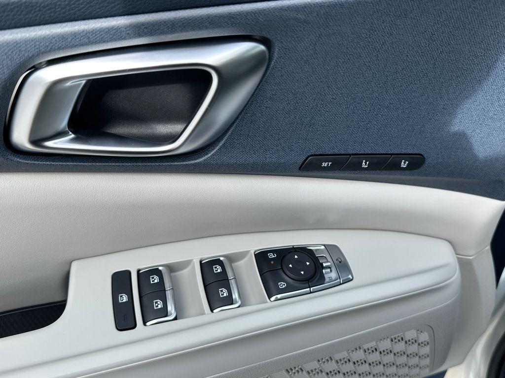 new 2026 Kia Carnival car, priced at $39,683