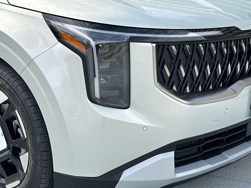 new 2026 Kia Carnival car, priced at $39,683