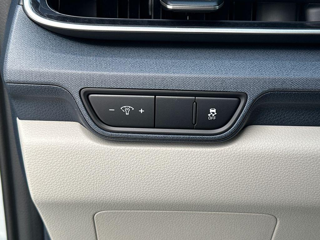 new 2026 Kia Carnival car, priced at $39,683