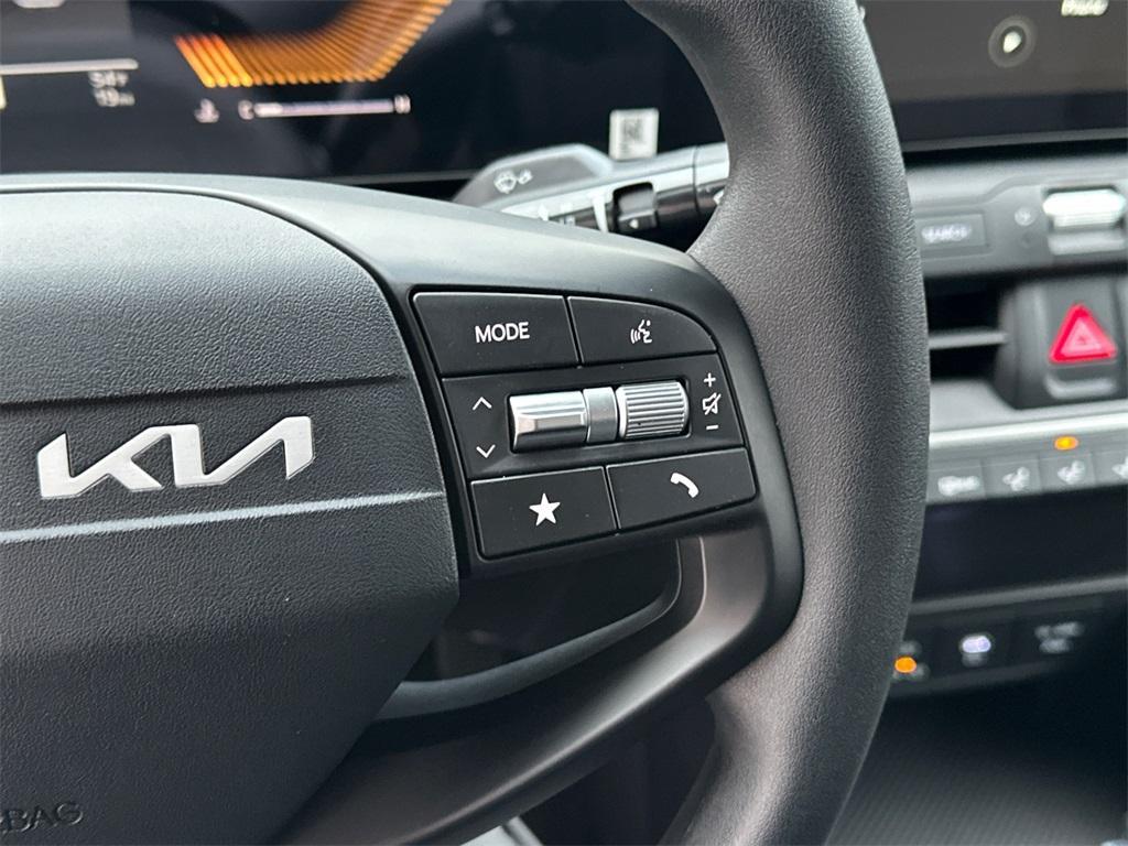 new 2025 Kia K4 car, priced at $22,408