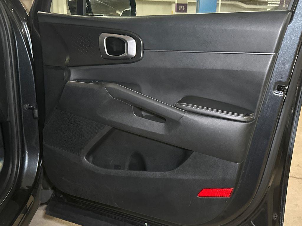 used 2024 Kia Sorento car, priced at $26,800