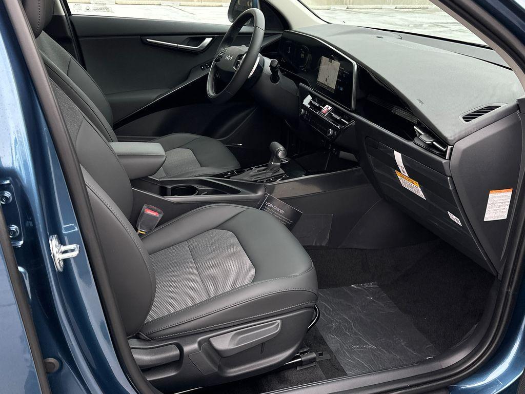 new 2026 Kia Niro car, priced at $31,356