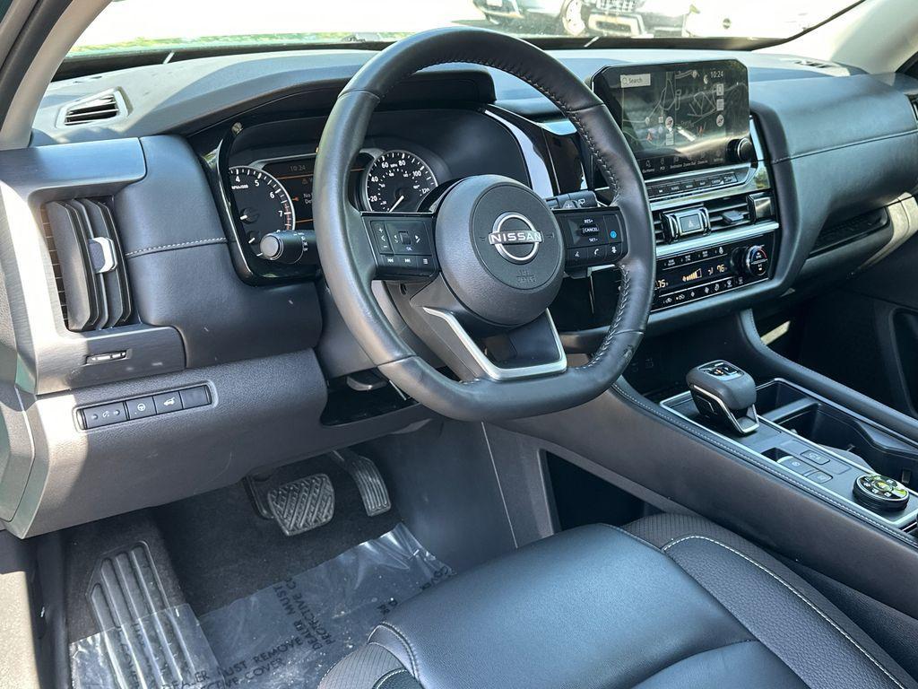 used 2025 Nissan Pathfinder car, priced at $32,800