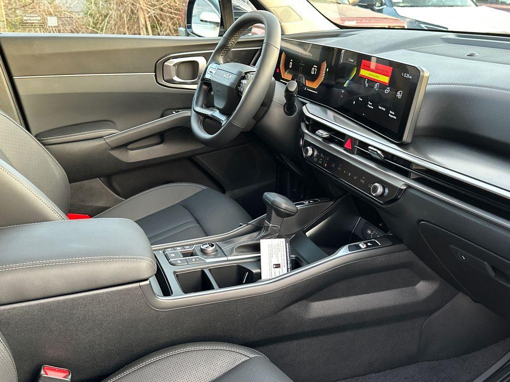new 2026 Kia Sorento car, priced at $35,176