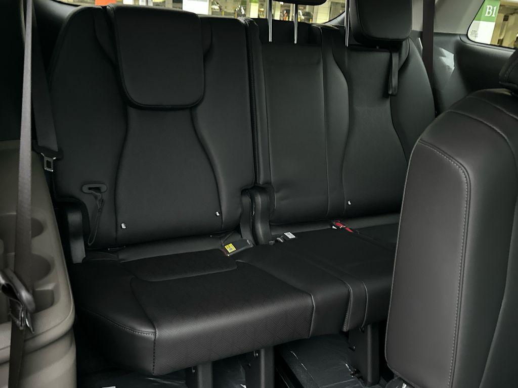 new 2026 Kia Carnival car, priced at $40,183