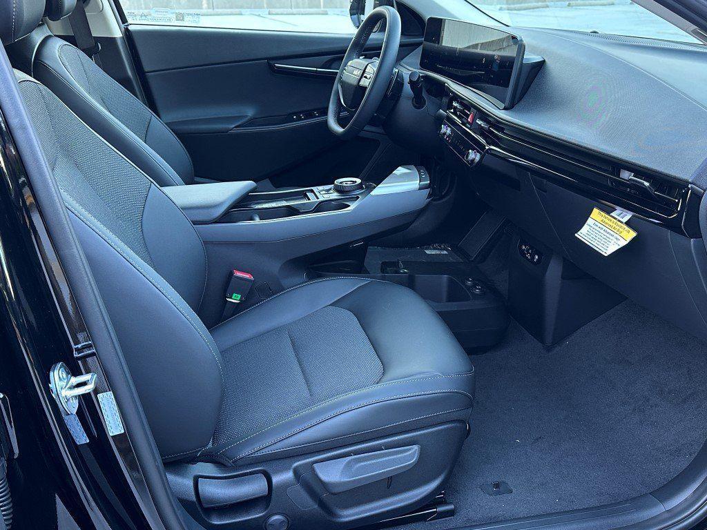 new 2025 Kia EV6 car, priced at $37,037